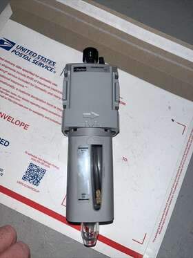P32lb94lgnn Parker Compact Global P3 Lubricator 1/2 Inch Npt