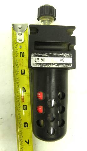 L75-04w Watts New Old Stock - Fluidair Pneumatic Lubricator 1/2in Npt 150psi