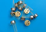 Lot Of 23 LM79M05CH -5V Negative Voltage Regulators TO-39 Metal Can Nos. Fixed Price $32.94.