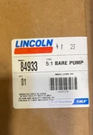 Lincoln Industrial Skf Oil Transfer Pump 5:1 Stub Tank Drum, Bung Mount 84933. Fixed Price $549.99.