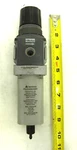 Used - Parker Compact Global Modular Filter P32EA94EGMBNGP. Fixed Price $63.74.