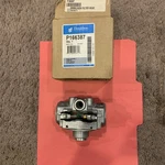 Donaldson P166387 Head Assembly Hydraulic Filter For HMK04 Duramax Nos Nib. Fixed Price $45.00.