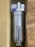 New Thb Hi-flow Air Lubricator 1" Fnpt L908N Filter Regulator. Fixed Price $49.99.