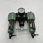 Lincoln 602104 Air Line Filter & 602204 Lubricator 602004 See Pics. Fixed Price $120.00.