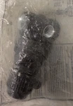 New Aro Miniature Airline Regulator 1/8" & 1/4" Pipe Size #127122-200. Fixed Price $15.00.