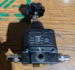 Norgren Air Pressure Regulator 11-018-100 1/4" 150PSI In 60PSI Out #Y15. Fixed Price $67.00.