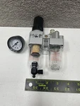 Worksmart Miniature Filter Regulator Lubricator WS-PN-2FRL-001 0-145 Psi 1/8. Fixed Price $40.00.