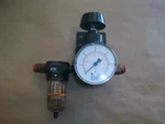 Parker Pneumatic Regulator 27R112BA 0-30PSI. Fixed Price $37.00.